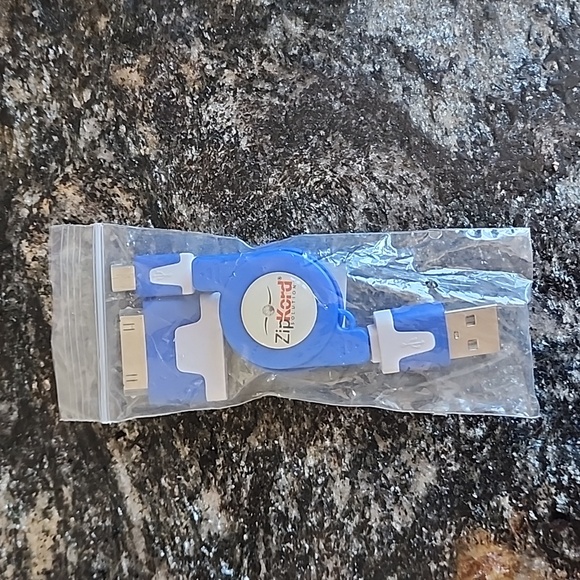 Zipkord USB to micro USB charger with 10 pin adapter - Picture 4 of 4